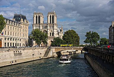 打字射击弹幕游戏《打字弹幕》11月发售PC版